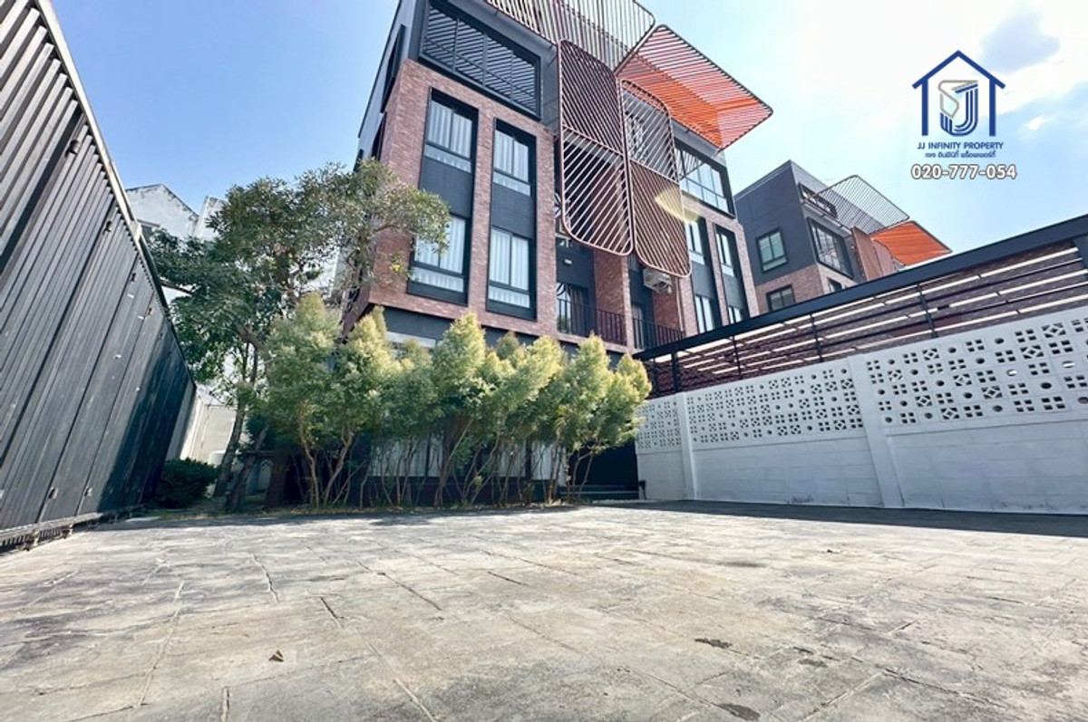 ขายบ้านแฝด 4 ชั้น บริทลอฟท์ Britloft ซอยลาดปลาเค้า 34 ซอยประเสริฐมนูกิจ15  ใกล้BTS มหาวิทยาลัยเกษตรศาสตร์ – รูปที่ 4