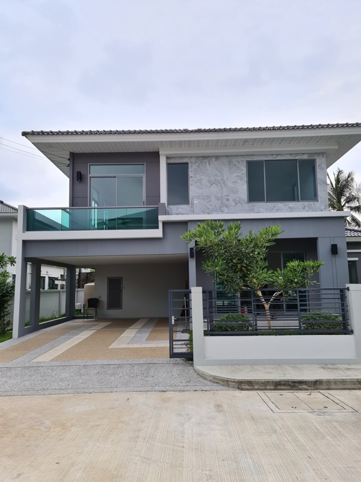 ขายบ้านเดี่ยว Perfect Place 4 Ratchapruk 4 ห้องนอน 3 หัองน้ำ หลังมุม
