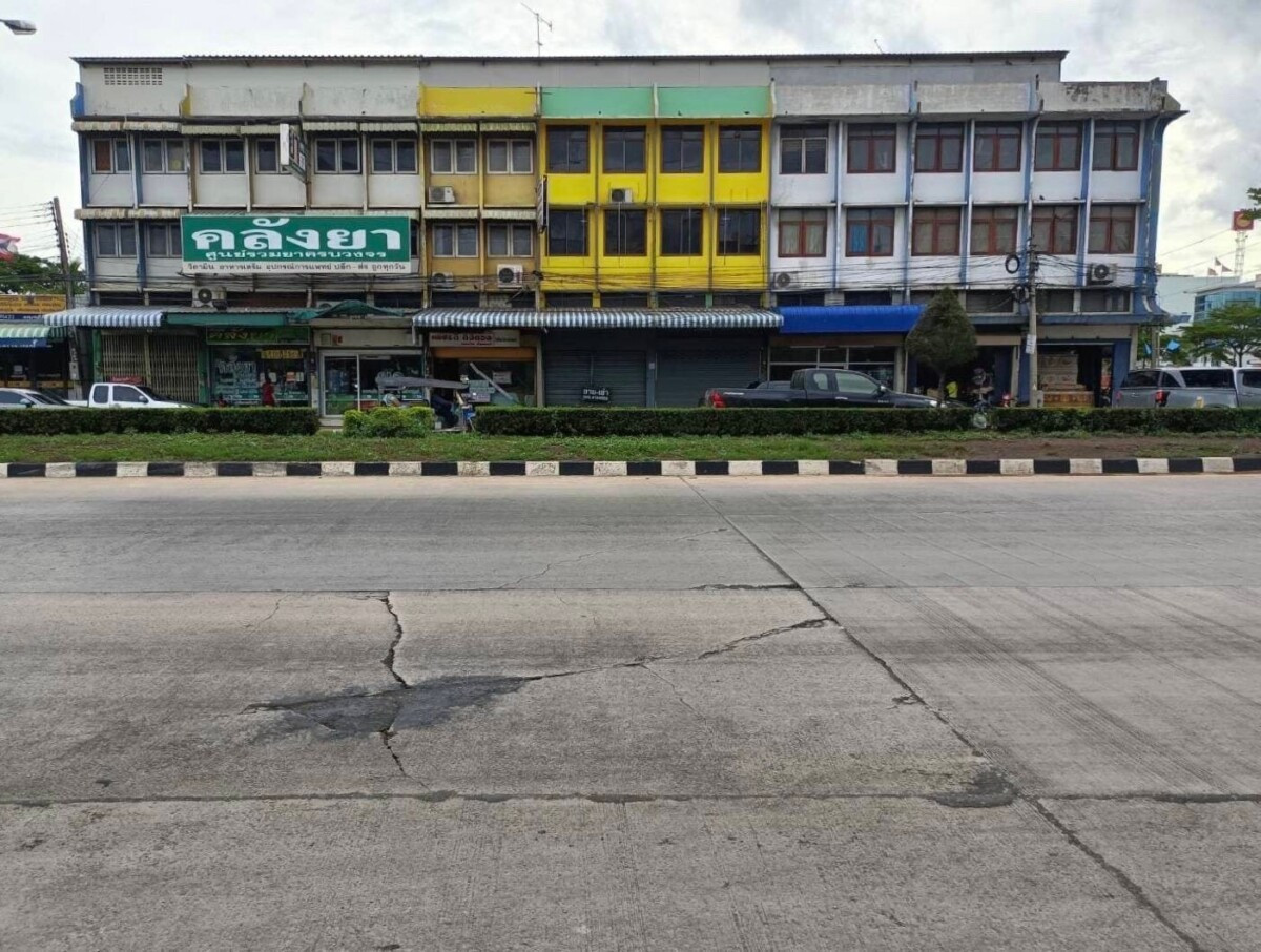 ตึกแถว2 คูหา 3.5 ชั้น 32 ตร.ว หน้าโรงเรียนแสงอรุณ จ.นครปฐม  – รูปที่ 2