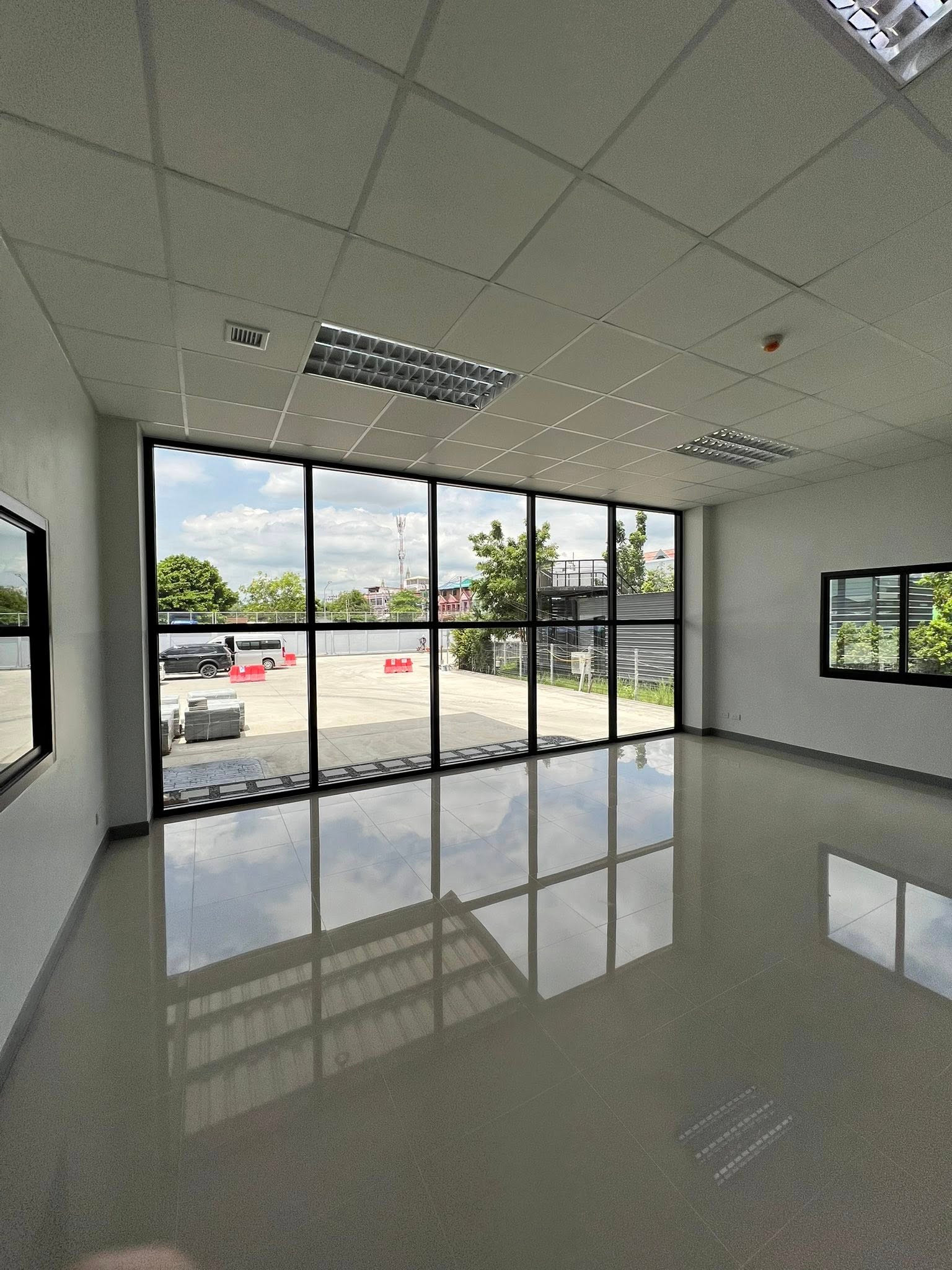 For Rent, 📦 Warehouse Office 📐️area 1,856 sqm., 1,986 sqm. 📍 Pu Chao, Phra Pradaeng, Samut Prakan  – รูปที่ 3