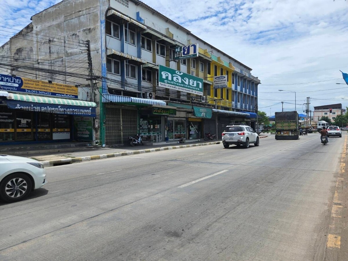 ตึกแถว2 คูหา 3.5 ชั้น 32 ตร.ว หน้าโรงเรียนแสงอรุณ จ.นครปฐม  – รูปที่ 3