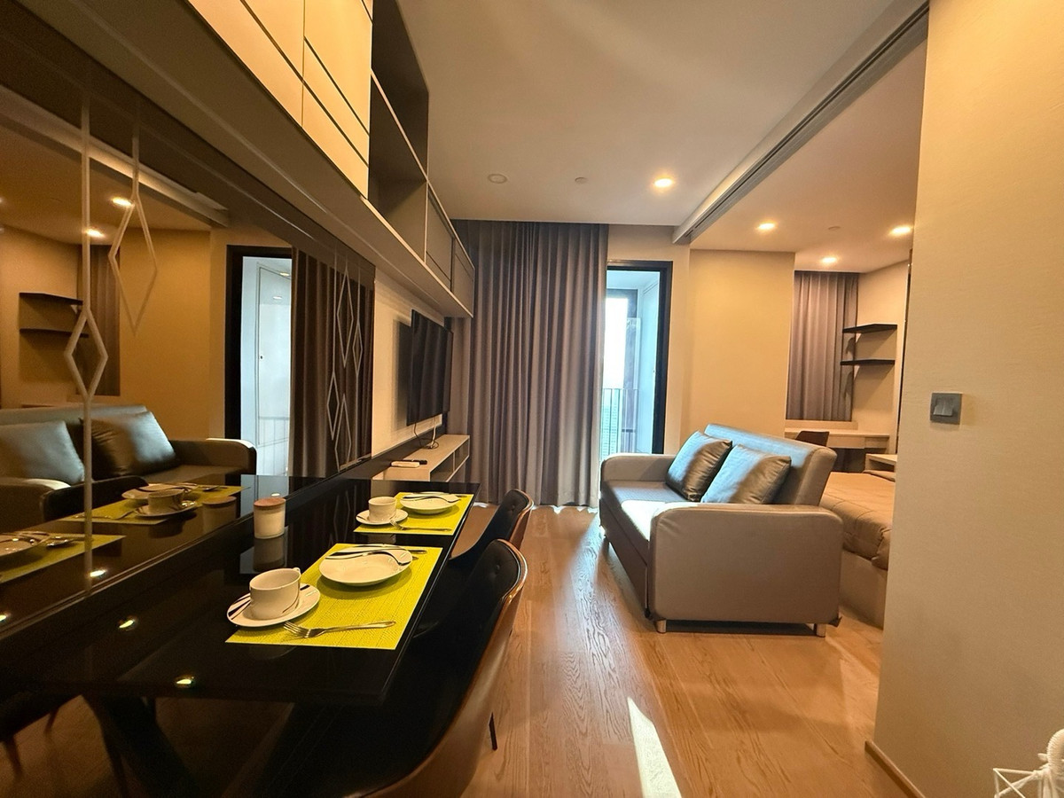 For Rent!! Ashton Chula - Silom💥 Rent Price!! 28,000฿ per month❤️‍🔥1 Bedroom size 34 sq.m. 📞Contract Aomam (agent) Tel./Line id : 0955871692 WhatsApp : +66 95 587 1692