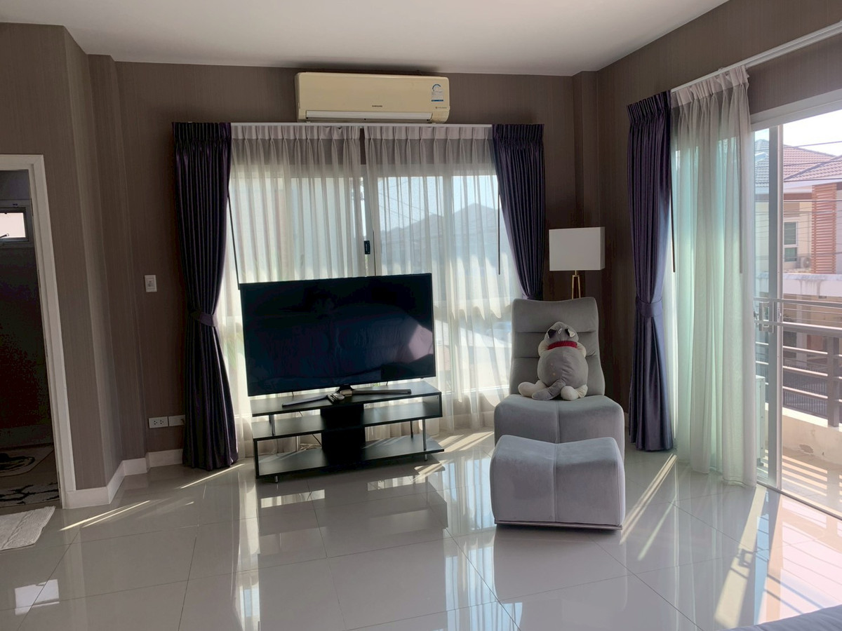 95302 - Corner house for sale. Phatthanasiri Village, 56 sq m, Khlong 2, Lam Luk Ka, next to the main road, new and seriously beautiful. Decorated in hotel style Fully furnished, plus a million baht decoration set. 95302 - Corner house for sale. Phatthanasiri Village, 56 sq m, Khlong 2, Lam Luk Ka, next to the main road, new and seriously beautiful. Decorated in hotel style Fully furnished, plus a million baht decoration set.