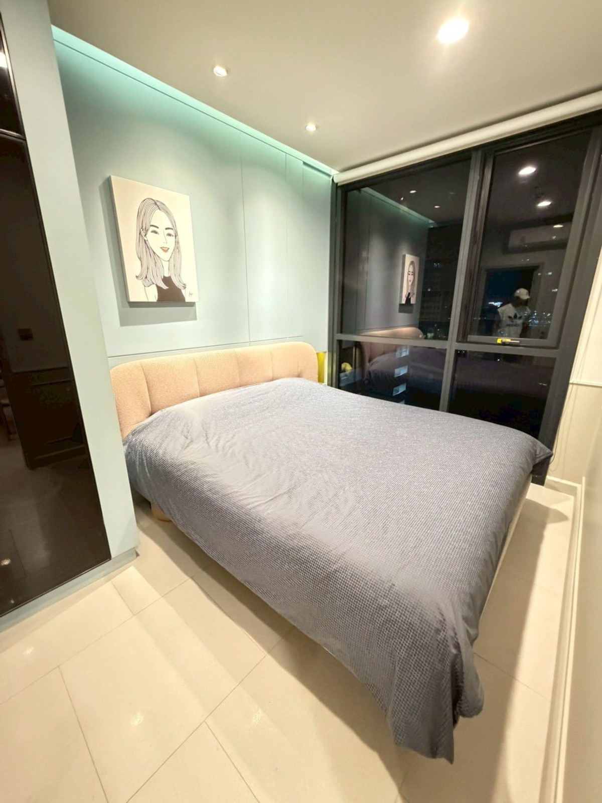 ขายคอนโด Oka Haus ราคา 8,950,000 บาท [JZs260105]