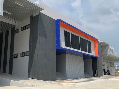 🏭 โรงงาน / คลังสินค้าให้เช่า | 3,696–20,939 ตร.ม. | เขตทั่วไป (General Zone) 📍 บางนา–ตราด จ.สมุทรปราการ 🏭 โรงงาน / คลังสินค้าให้เช่า | 3,696–20,939 ตร.ม. | เขตทั่วไป (General Zone) 📍 บางนา–ตราด จ.สมุทรปราการ