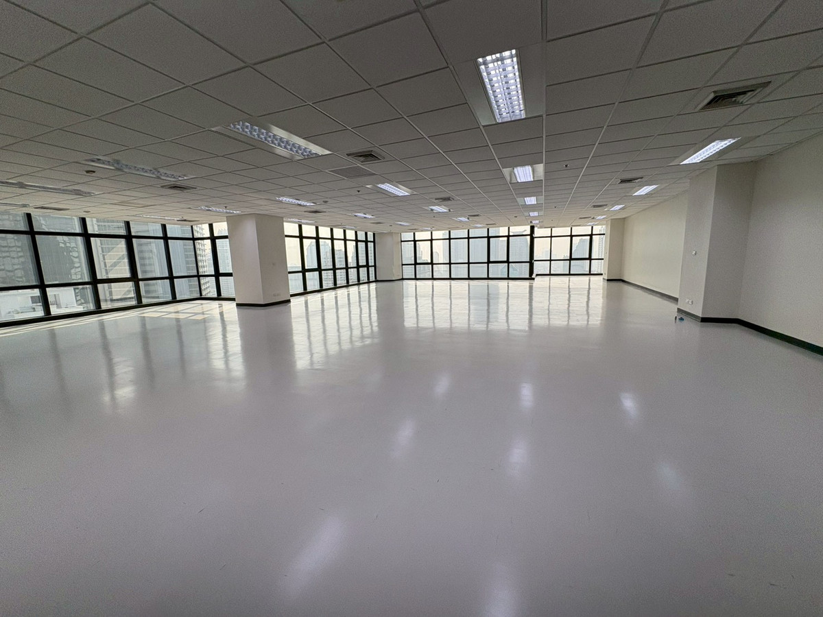 ให้เช่าพื้นที่สำนักงาน อาคาร Silom Complex ชั้น 23 พื้นที่ 255.18 ตร.ม. ใกล้ BTS ศาลาแดง