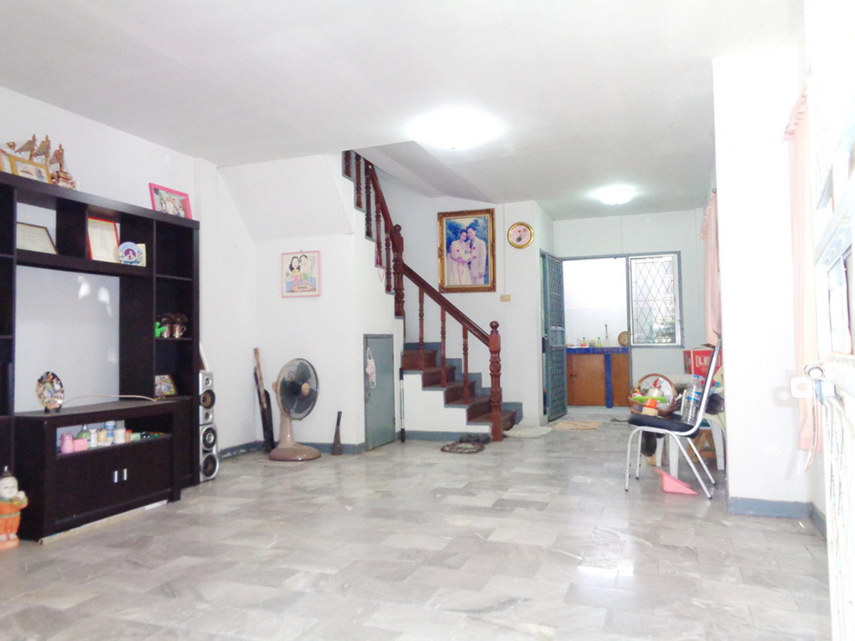 🚩 Townhouse on the edge of 22 square wah, KC Village, Ramintra 1, Soi Hathairat 39, Minburi 💷 1.9 million baht ✨ Free transfer fee. – รูปที่ 3