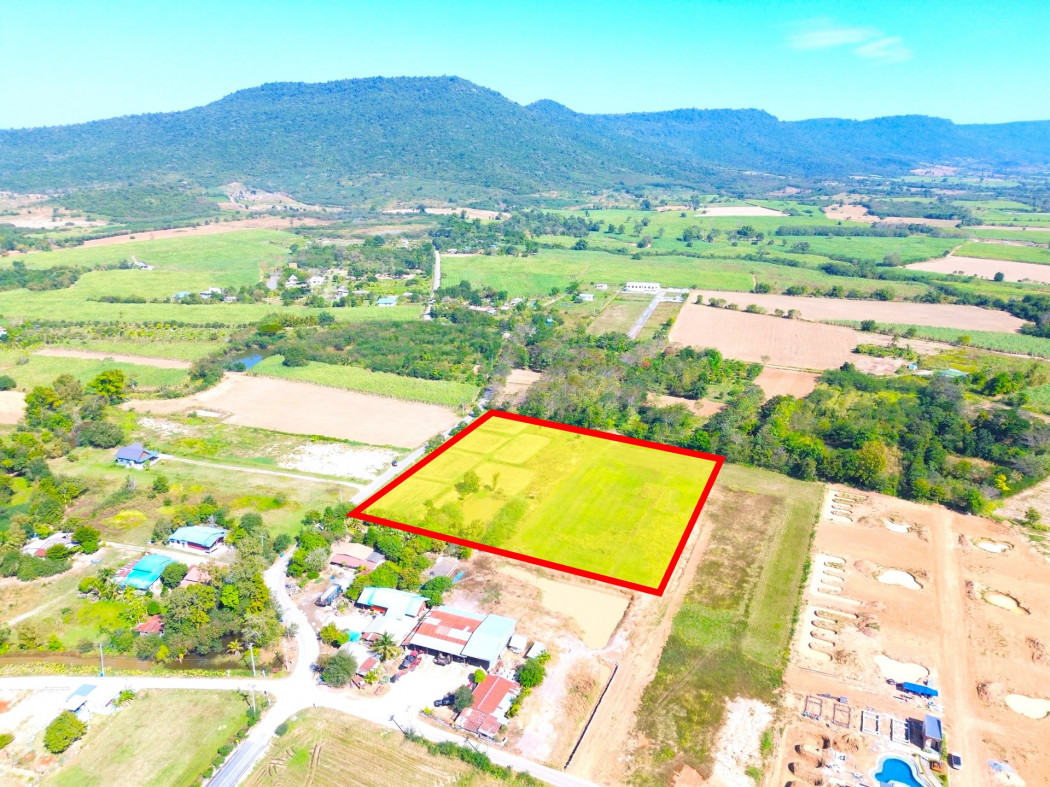 Land for sale in Khao Yai, Wang Sai Subdistrict, Pak Chong District, 10 rai. Just seeing the view makes you happy. Land for sale in Khao Yai, Wang Sai Subdistrict, Pak Chong District, 10 rai. Just seeing the view makes you happy.