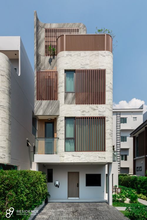 RH011526 ขาย/ให้เช่า ทาวน์โฮม 4ชั้น at 89 Residence Ratchada-Rama 9 ใกล้ MRT ศูนย์วัฒธรรม