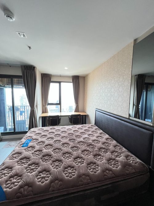 For rent Life Ladprao RC002245