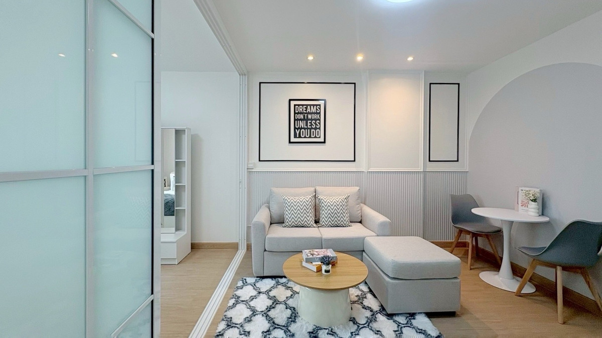 << ใกล้สนามบิน เหลือแค่ห้องเดียว>> เฟอร์ครบ บนชั้น 3 โซนครัวแยกให้ | D condo อ่อนนุช-สุวรรณภูมิ