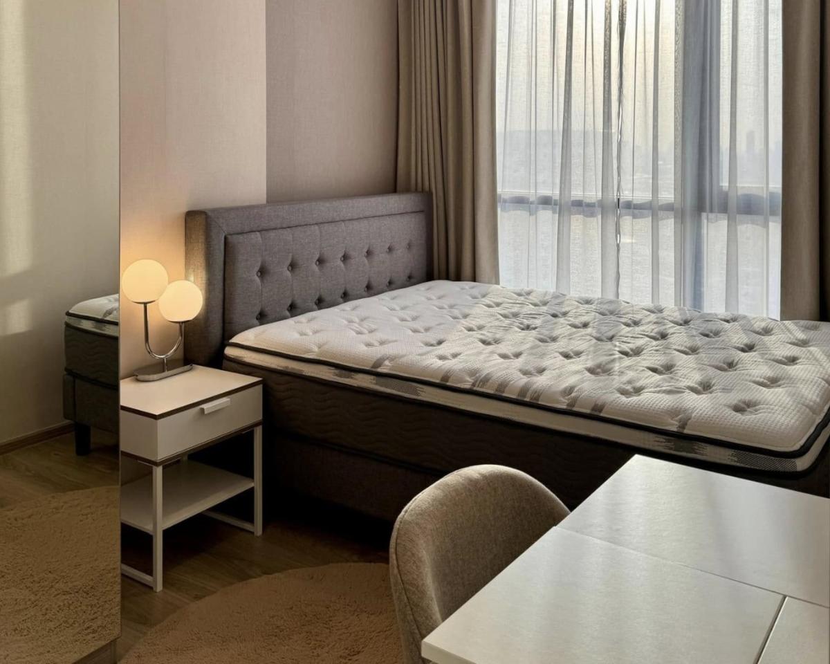 🔥Urgent Sale!🔥 OKA HAUS Sukhumvit 36, near BTS Thonglor station. Fully furnished and ready to move in.
