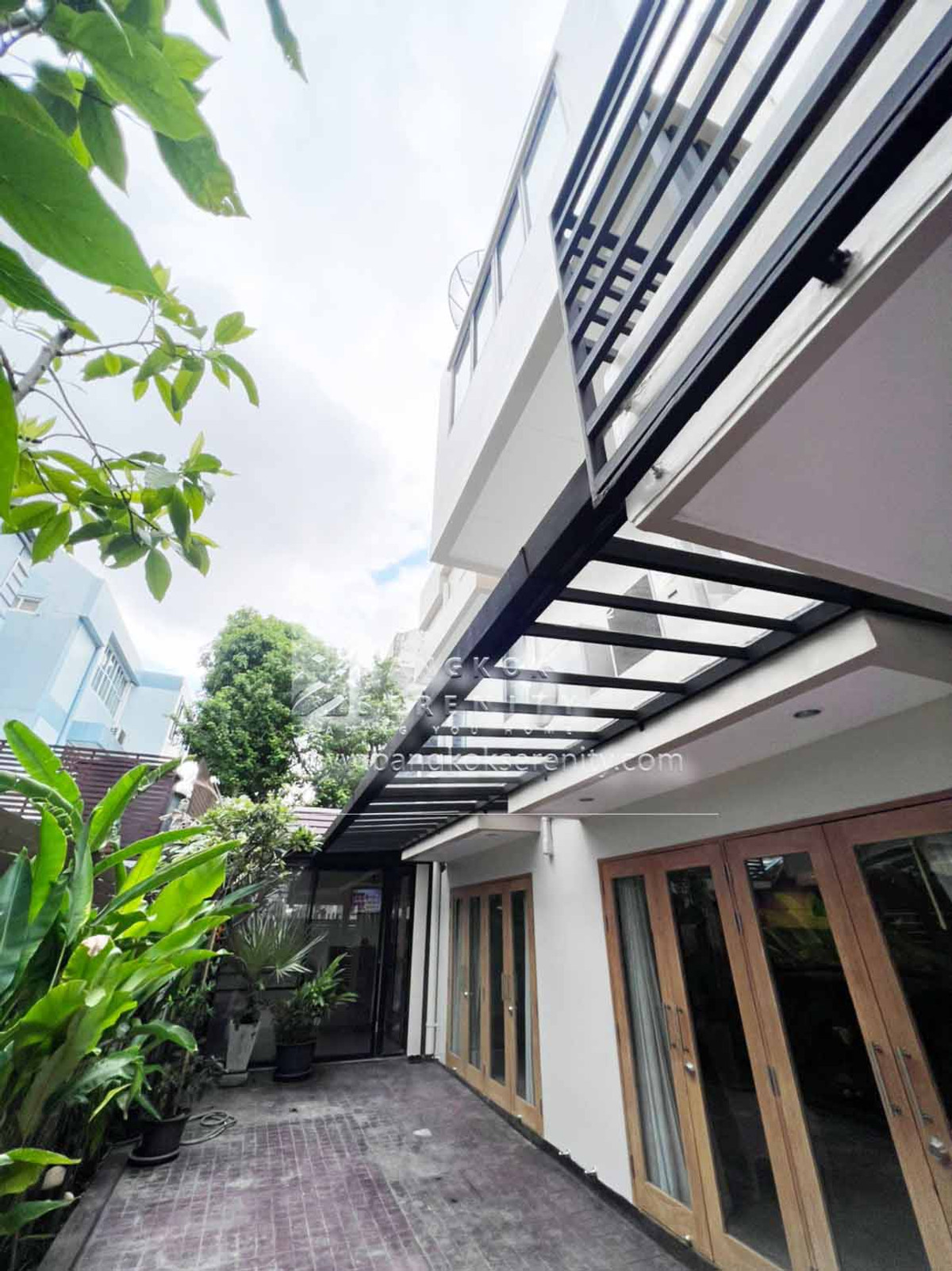 House for rent at Panya Pattanakarn
