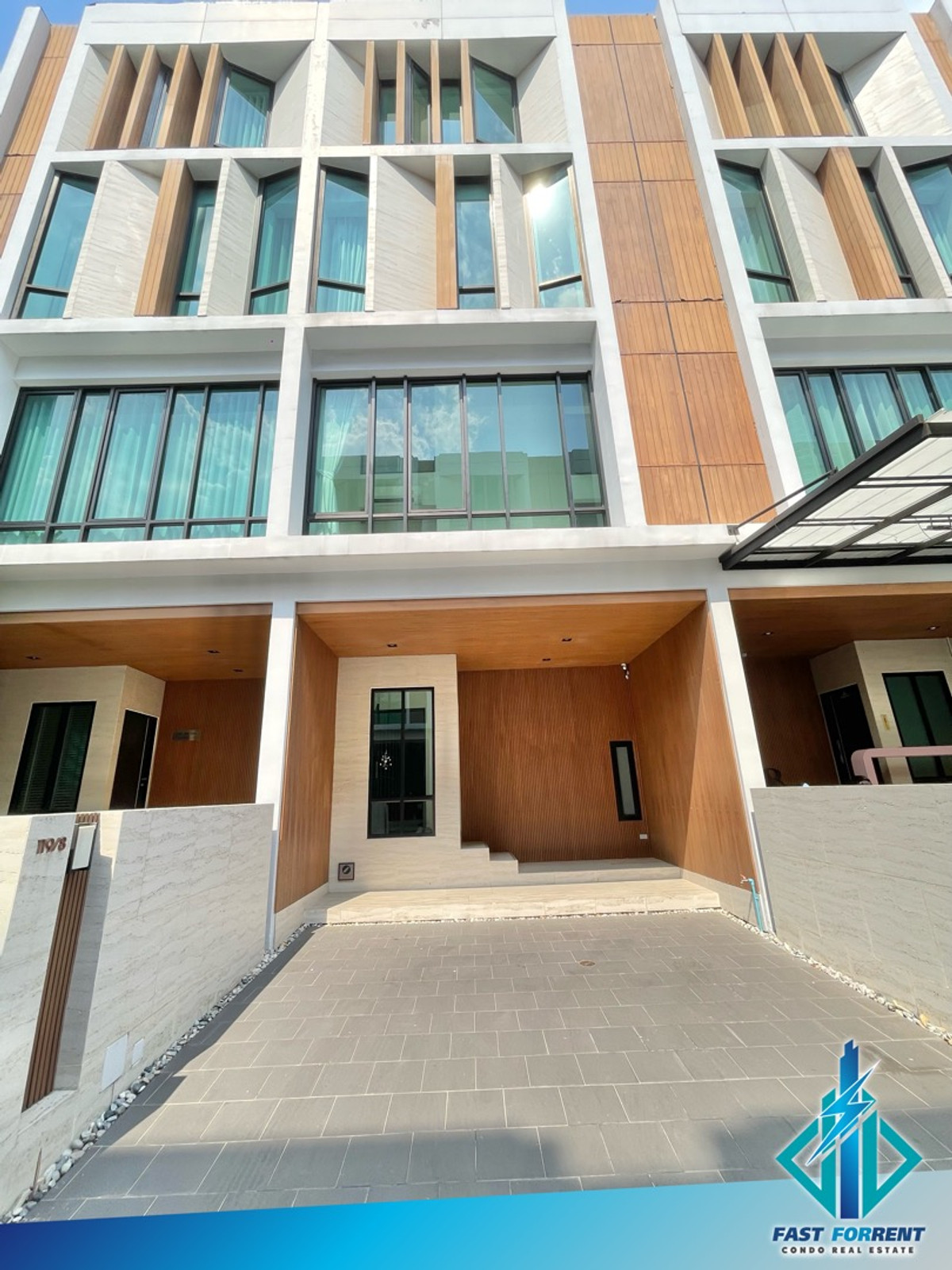 🔥🔥30827🔥🔥 Townhome for rent, The Author - Ratchada 32 🌐LINE ID : @fastforrentcondo 🔥🔥30827🔥🔥 Townhome for rent, The Author - Ratchada 32 🌐LINE ID : @fastforrentcondo