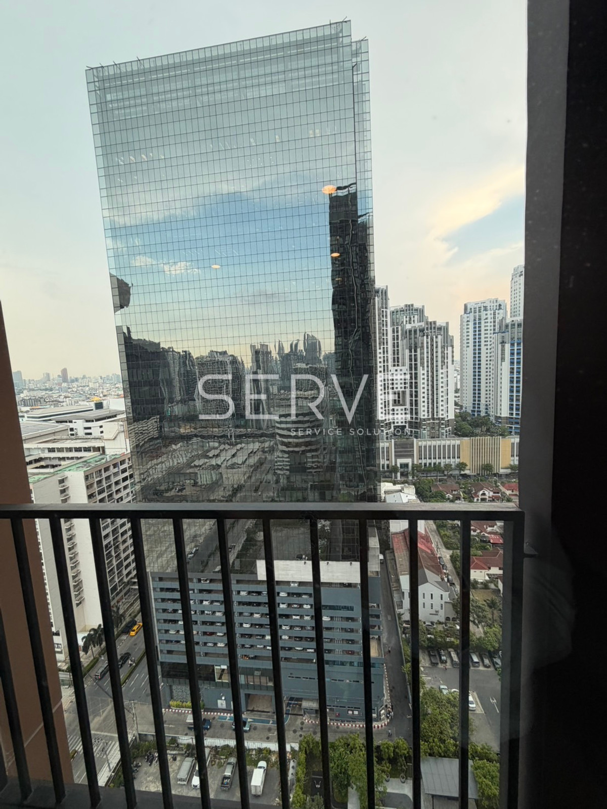🔥ราคาดีสุดๆ! 33K- ห้องใหม่ 2นอน ไซส์ใหญ่ ชั้นสูงสุด 20+ วิวดีมาก เฟอร์จัดเต็ม พร้อมอยู่ คอนโดใหม่ ทำเลดีมาก ใกล้ MRT พระราม 9 @  NUE District R9 – รูปที่ 2