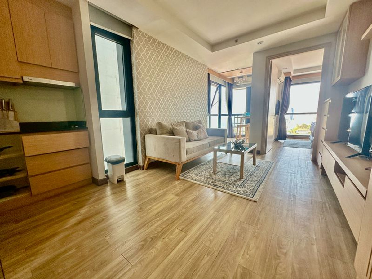 Condo for sale, Ladda Plus Sriracha, 19th floor, bright and airy, sea view, prime location. Condo for sale, Ladda Plus Sriracha, 19th floor, bright and airy, sea view, prime location.