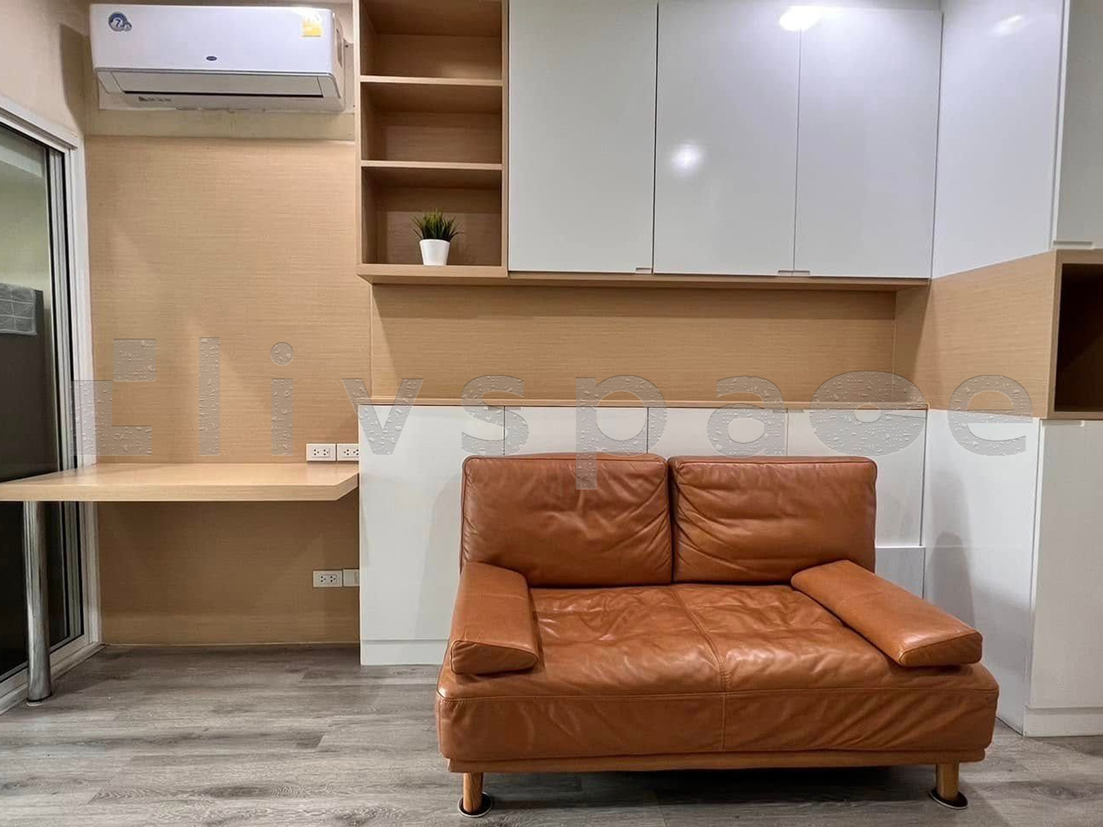 ▚ L00CAYツ FOR SALE Centric Sathorn-St.Louis 1Bed 35.79sqm 5.4M Price Reduced Sold with Tenant (Contract to Early 2027) Free Transfer Sathorn CBD✨