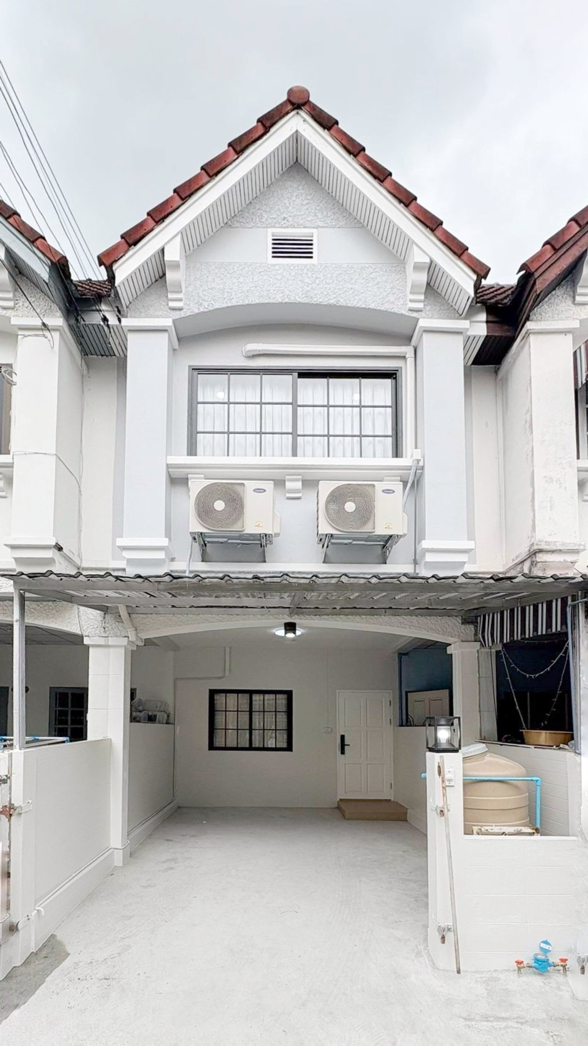 <🏠บ้านทาวน์โฮม 2 ชั้น🏠> สไตล์โมเดิร์น อิงลิช I บ้านพิบูลย์ ลาดพร้าว 101 I 