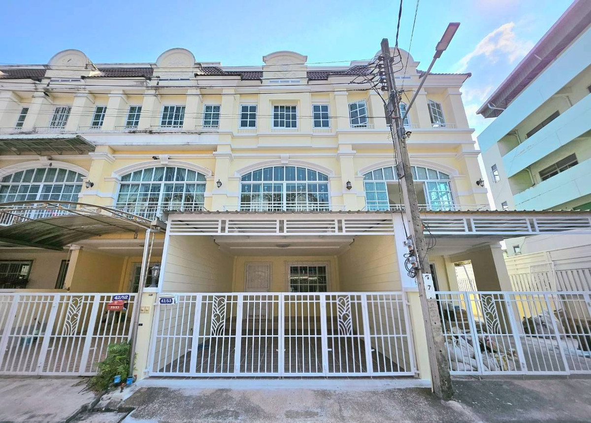 🏡ขาย ทาวน์เฮ้าส์ 3 ชั้น พาร์คราชาวดี พระราม 2 ซอย 3 รีโนเวทใหม่ พร้อมอยู่ 🏡ขาย ทาวน์เฮ้าส์ 3 ชั้น พาร์คราชาวดี พระราม 2 ซอย 3 รีโนเวทใหม่ พร้อมอยู่