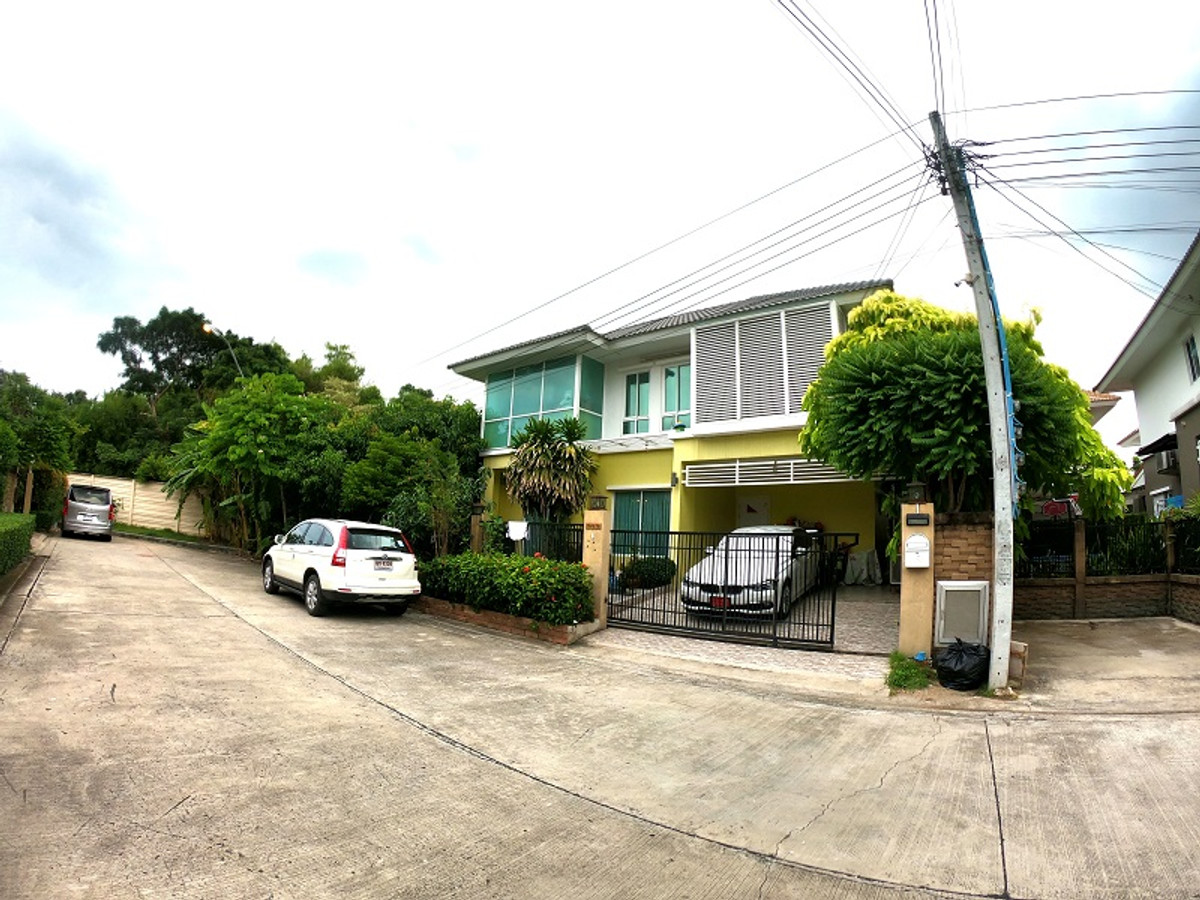 Cheapest price, single house, edge plot, 74 square wah, 5.9 million, Delight at Scene Watcharapol - Chatuchot project, near Chatuchot expressway entrance. Cheapest price, single house, edge plot, 74 square wah, 5.9 million, Delight at Scene Watcharapol - Chatuchot project, near Chatuchot expressway entrance.