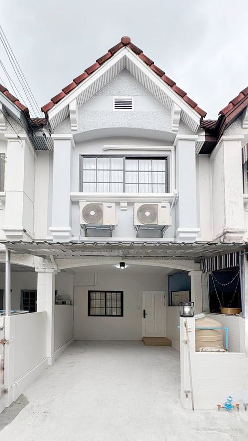 <🏠2-story townhome🏠> Modern English style I Baan Phibun Lat Phrao 101 I