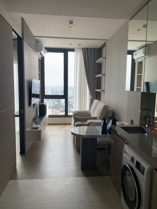 Rental starts at 3 month | The Crest Park Residences 1 Bedroom | Ready to move.