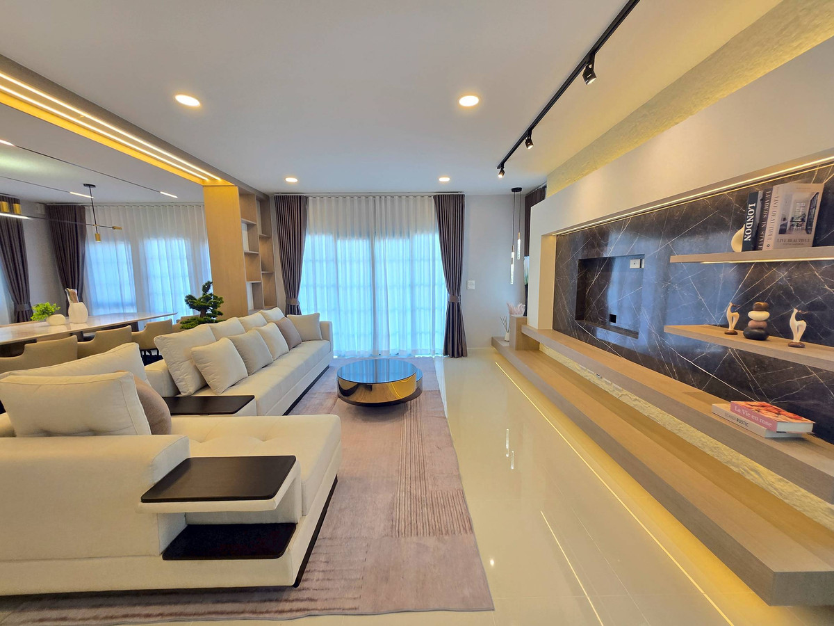 ให้เช่า บ้านเดี่ยว เซนโทร บางนา บ้านผู้บริหาร 4ห้องนอน มีห้องแม่บ้าน ทำเลคุณภาพ ใกล้ Mega Bangna – รูปที่ 2