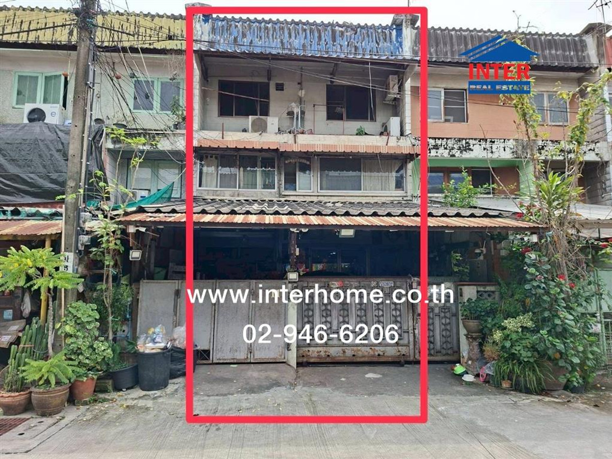 ทาวน์เฮ้าส์ 3 ชั้น 28 ตร.ว. หมู่บ้านเคหะบางกะปิ ใกล้ม.นิด้า ถนนศรีบูรพา ถนนสุขาภิบาล1 ถนนเสรีไทย เขตบางกะปิ กรุงเทพมหานคร