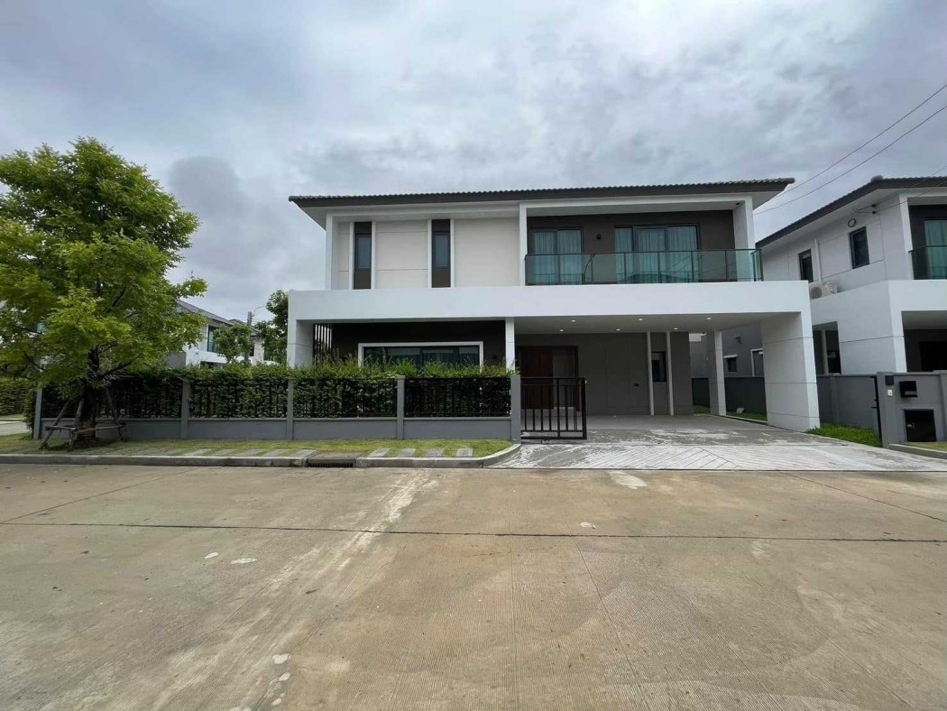 House for rent, Centro Phahonyothin-Vibhavadi, 274 sq m, 75.40 sq wa, near Future Park Rangsit. House for rent, Centro Phahonyothin-Vibhavadi, 274 sq m, 75.40 sq wa, near Future Park Rangsit.