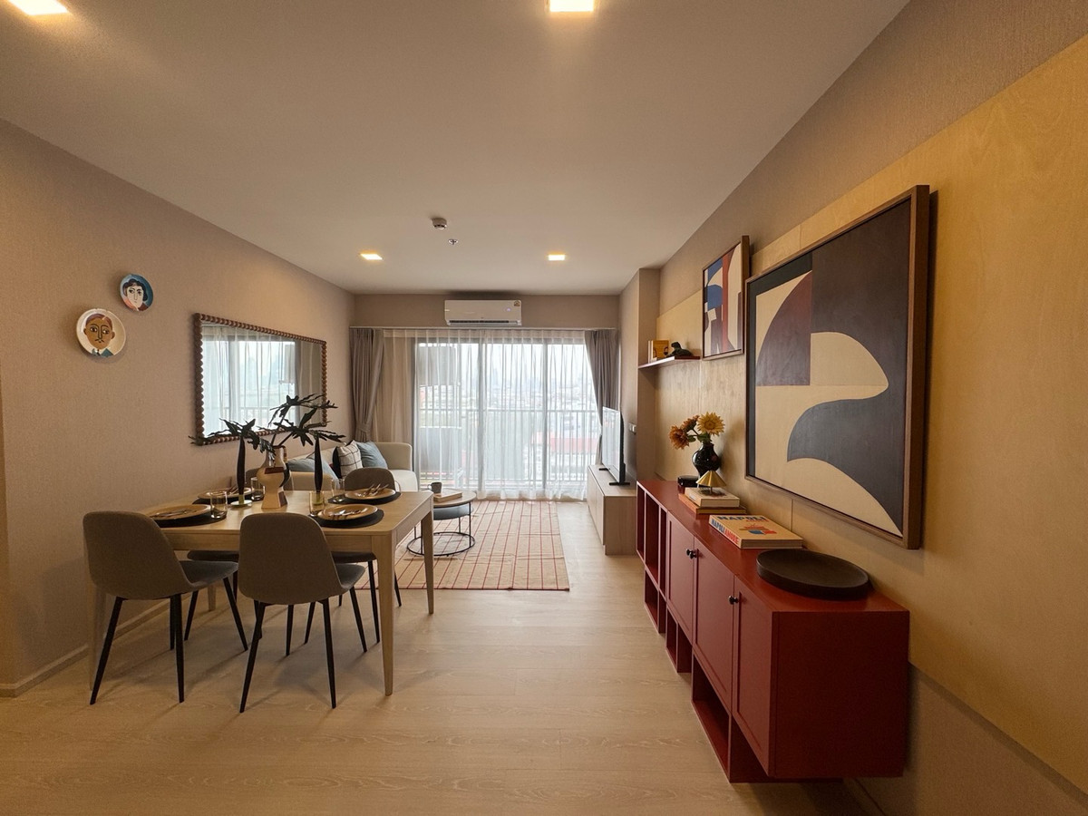 Flo By Sansiri 2Bed 2Bath 51 sq.m.Starting price 7.107 MBPhat: 064-642-8664Nui: 094-624-2014 Flo By Sansiri 2Bed 2Bath 51 sq.m.Starting price 7.107 MBPhat: 064-642-8664Nui: 094-624-2014