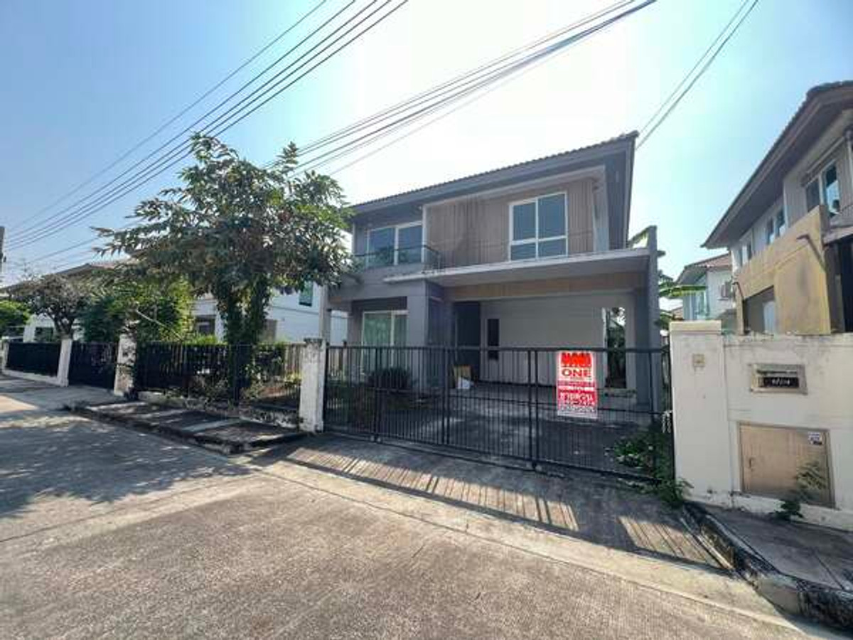Single house, Prueklada-Bangna Village, SP.2003, Bang Bo Subdistrict, Bang Bo District, Samut Prakan 10560