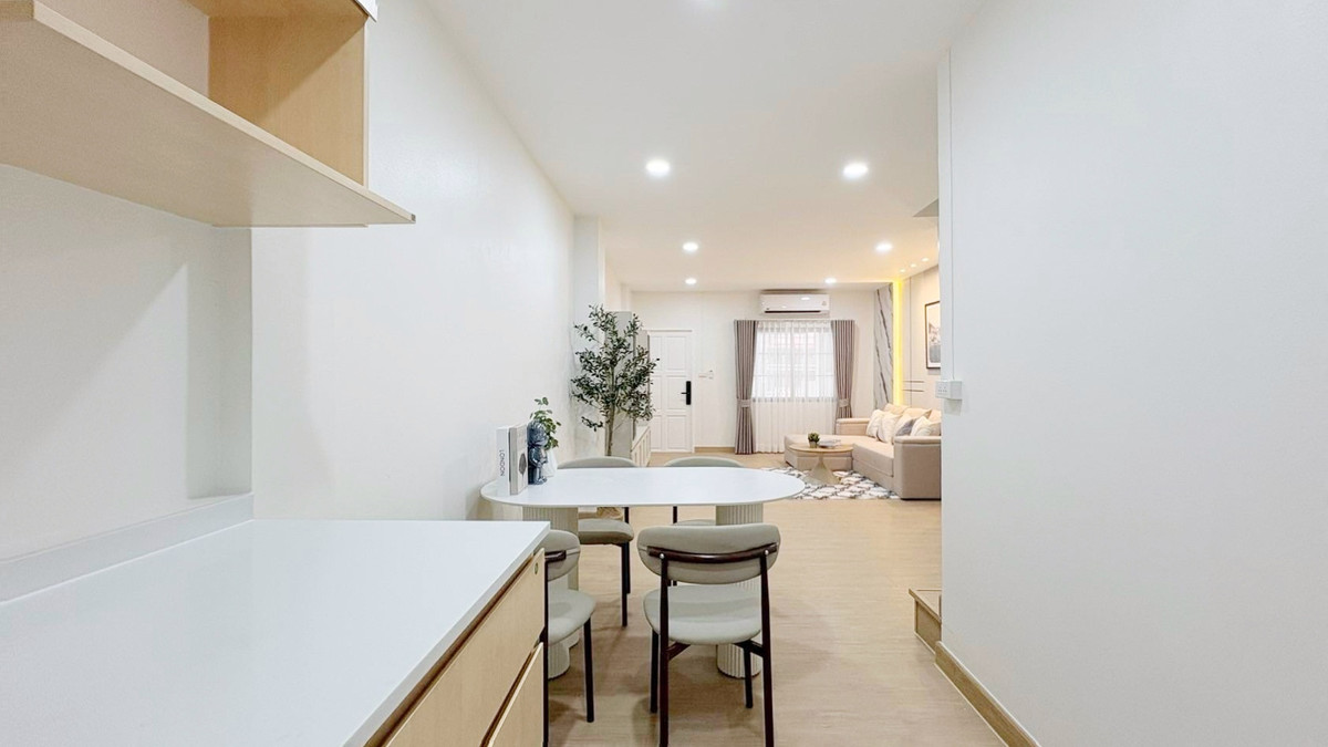✨🌼บ้านพิบูลย์ ลาดพร้าว 101 หรูหราทันสมัยสไตล์โมเดิร์นอิงลิช🌼✨ – รูปที่ 4