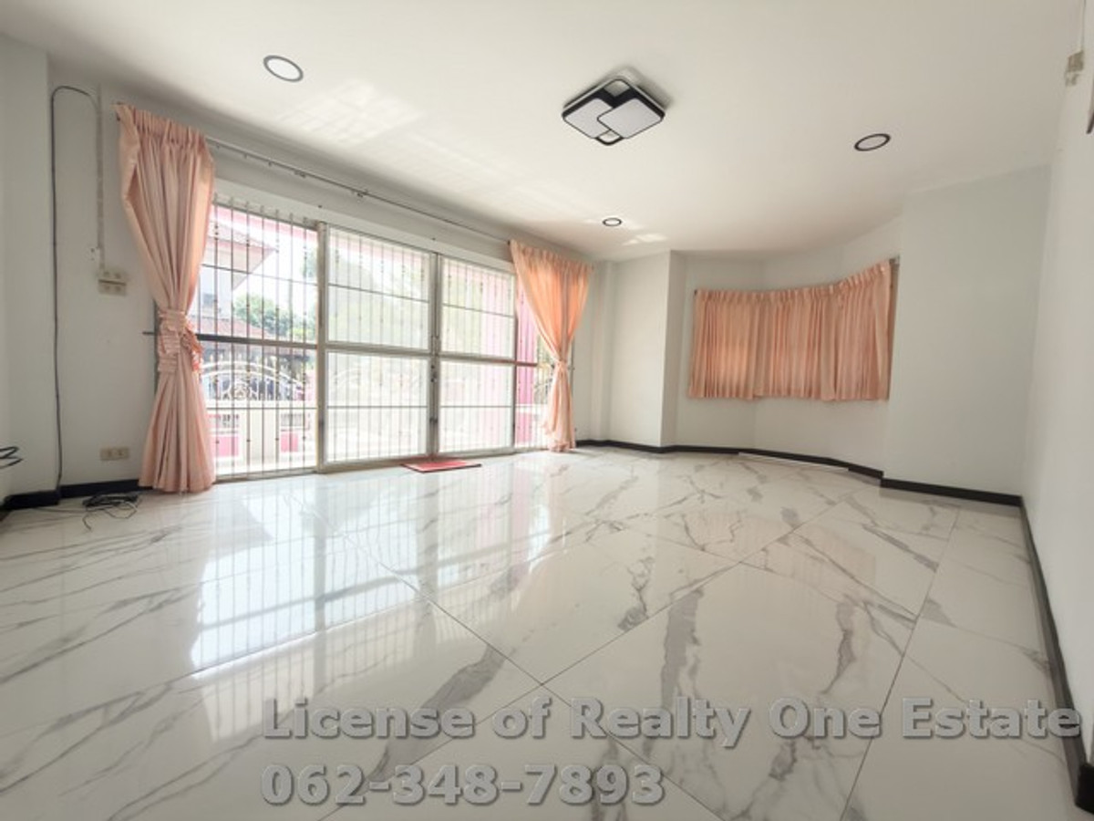ขายด่วน! บ้านเดี่ยวหลังมุม “ที่ดินใหญ่พิเศษ“ 88.6 ตร.ว. หมู่บ้านทรัพย์หมื่นแสน (ปทุมธานี-ลาดหลุมแก้ว) ต่อเติมได้จุใจ – รูปที่ 2