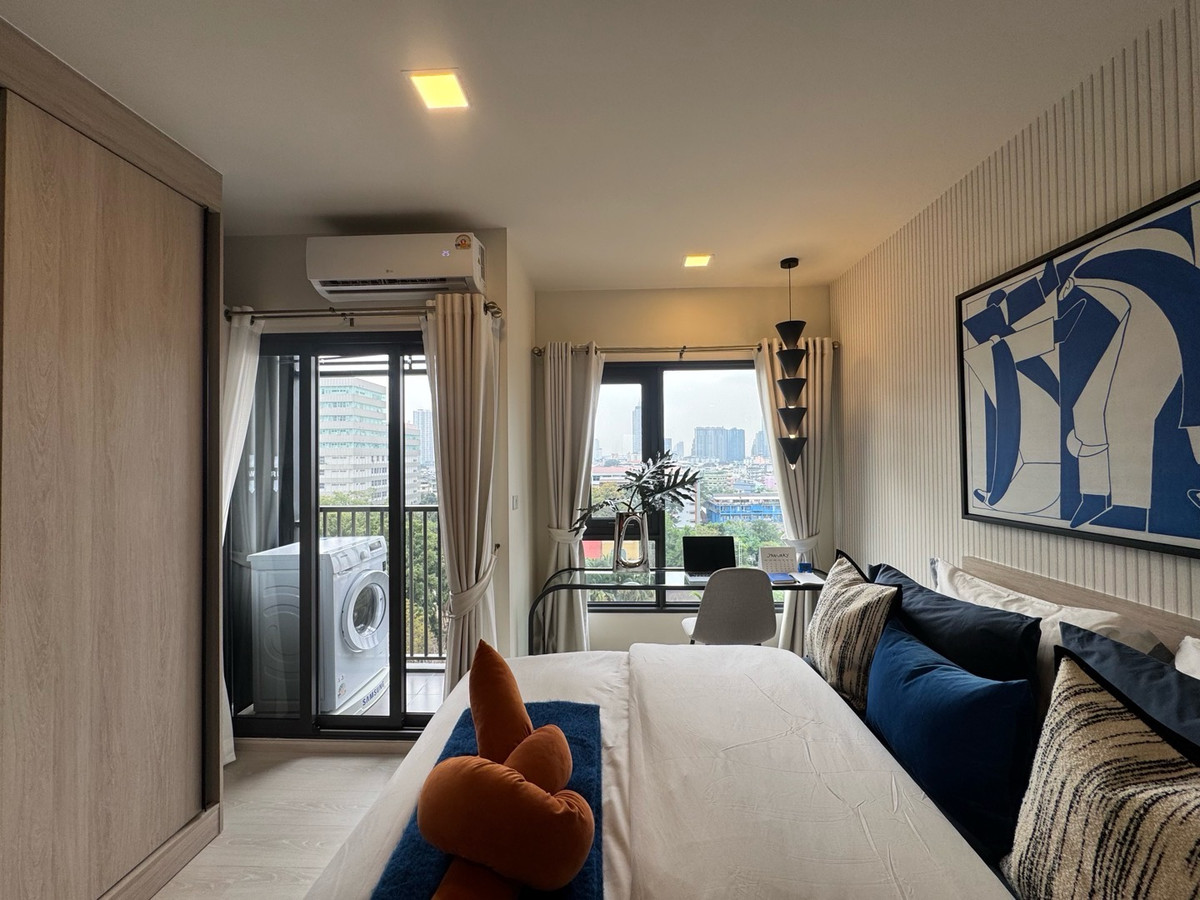 Flo By Sansiri Studio 24 sq.m.Starting price 3.107 MBPhat: 064-642-8664Nui: 094-624-2014 Flo By Sansiri Studio 24 sq.m.Starting price 3.107 MBPhat: 064-642-8664Nui: 094-624-2014