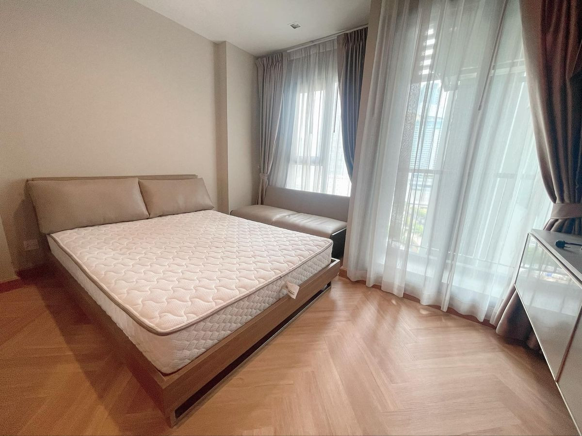 ไลฟ์ วัน ไวร์เลส - Studio Bedroom for Sale (ขาย) / HBH-ST-50