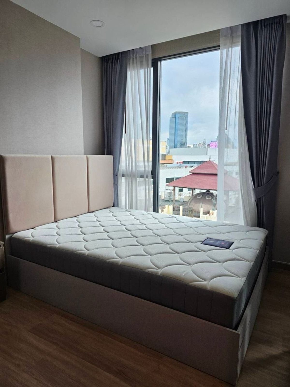 Condo for sale, Lloyd Soonvijai Center - Thonglor (LLOYD Soonvijai - Thonglor), corner room Condo for sale, Lloyd Soonvijai Center - Thonglor (LLOYD Soonvijai - Thonglor), corner room