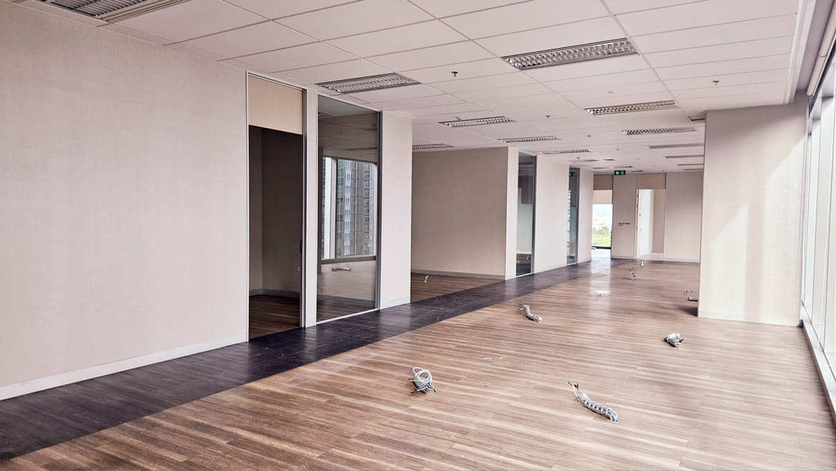 Office for rent AIA Capital Center Ratchadaphisek 318.59 sq m., 8th floor. Office for rent AIA Capital Center Ratchadaphisek 318.59 sq m., 8th floor.
