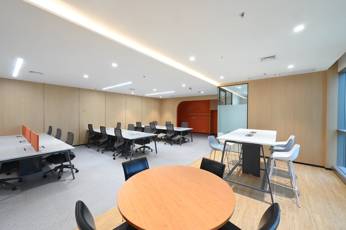 Office for rent, Building V One, area 137.47 sq m, 14th floor, fully furnish – รูปที่ 4