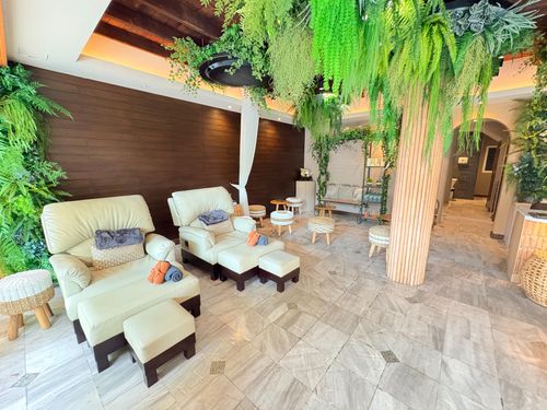 Turnkey 3-Storey Spa Massage Sukhumvit-Phrom Phong 5 Minute Walk form BTS