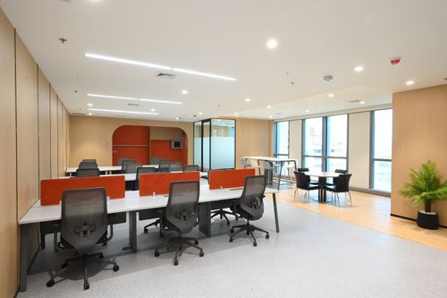 Office for rent, Building V One, area 137.47 sq m, 14th floor, fully furnish