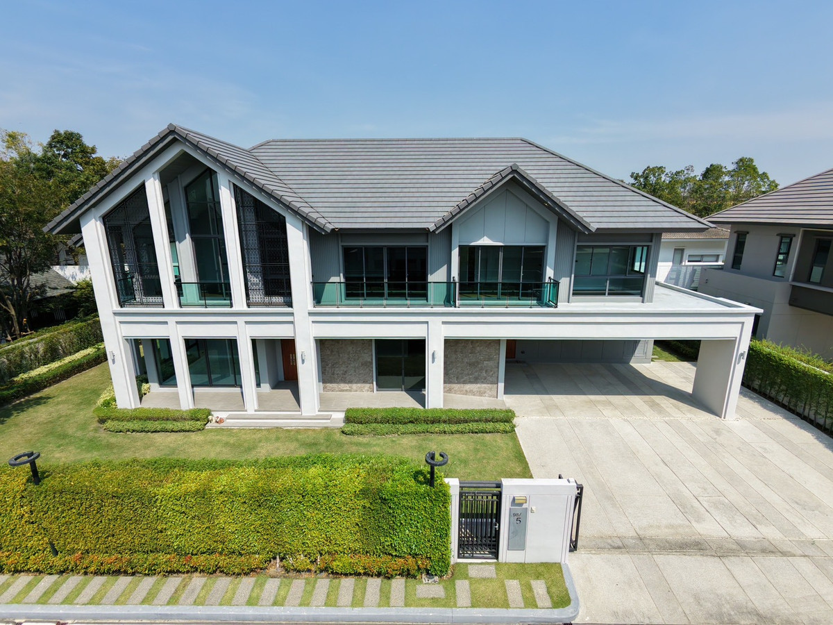 The best deal of the Year! “Free on all expenses on transfer day” and receive Privilege, area analysis service for happiness and fortune with the only Private Enclave luxury home in Rama 5 (only 33.9 million baht) The best deal of the Year! “Free on all expenses on transfer day” and receive Privilege, area analysis service for happiness and fortune with the only Private Enclave luxury home in Rama 5 (only 33.9 million baht)