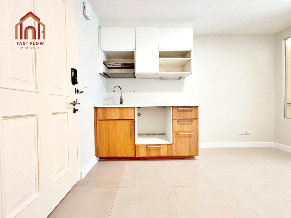 ขาย อาคาร A ชั้น 8 1bedroom The Clover Thonglor Residence ทองหล่อ18 ถนนสุขุมวิท คอนโดใกล้ BTS ทองหล่อ เดอะ โคลเวอร์ ทองหล่อ MAY – รูปที่ 2