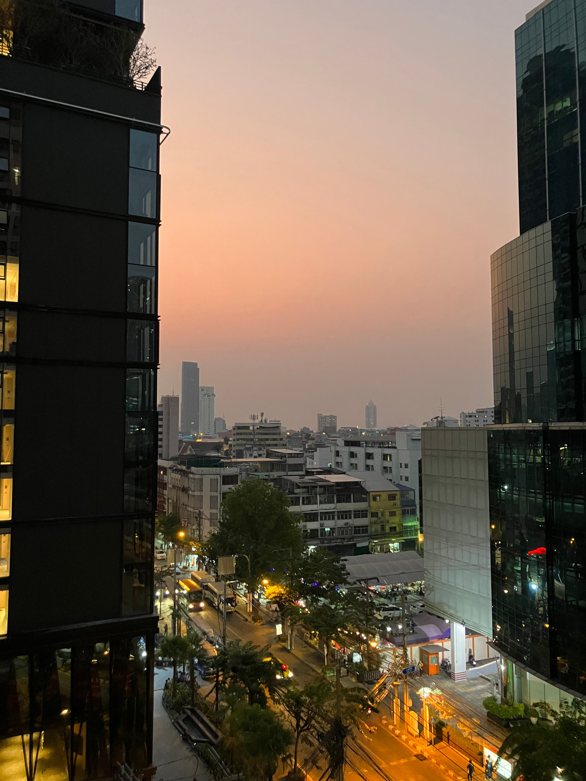 ขายคอนโดมิเนียมพร้อมผู้เช่า🥳 Chapter Chula Samyan ✅ One bed One bath ✅แชปเตอร์ จุฬา-สามย่าน ขายคอนโดมิเนียมพร้อมผู้เช่า🥳 Chapter Chula Samyan ✅ One bed One bath ✅แชปเตอร์ จุฬา-สามย่าน