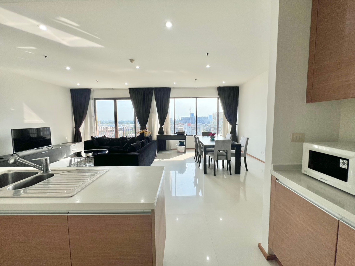 วิวแม่น้ำ สภาพดี มีห้องแม่บ้าน ใกล้ BTS พร้อมพงษ์ / The Emporio Place 3 Bed 162 sq.m. โทร 0937890899 วิวแม่น้ำ สภาพดี มีห้องแม่บ้าน ใกล้ BTS พร้อมพงษ์ / The Emporio Place 3 Bed 162 sq.m. โทร 0937890899