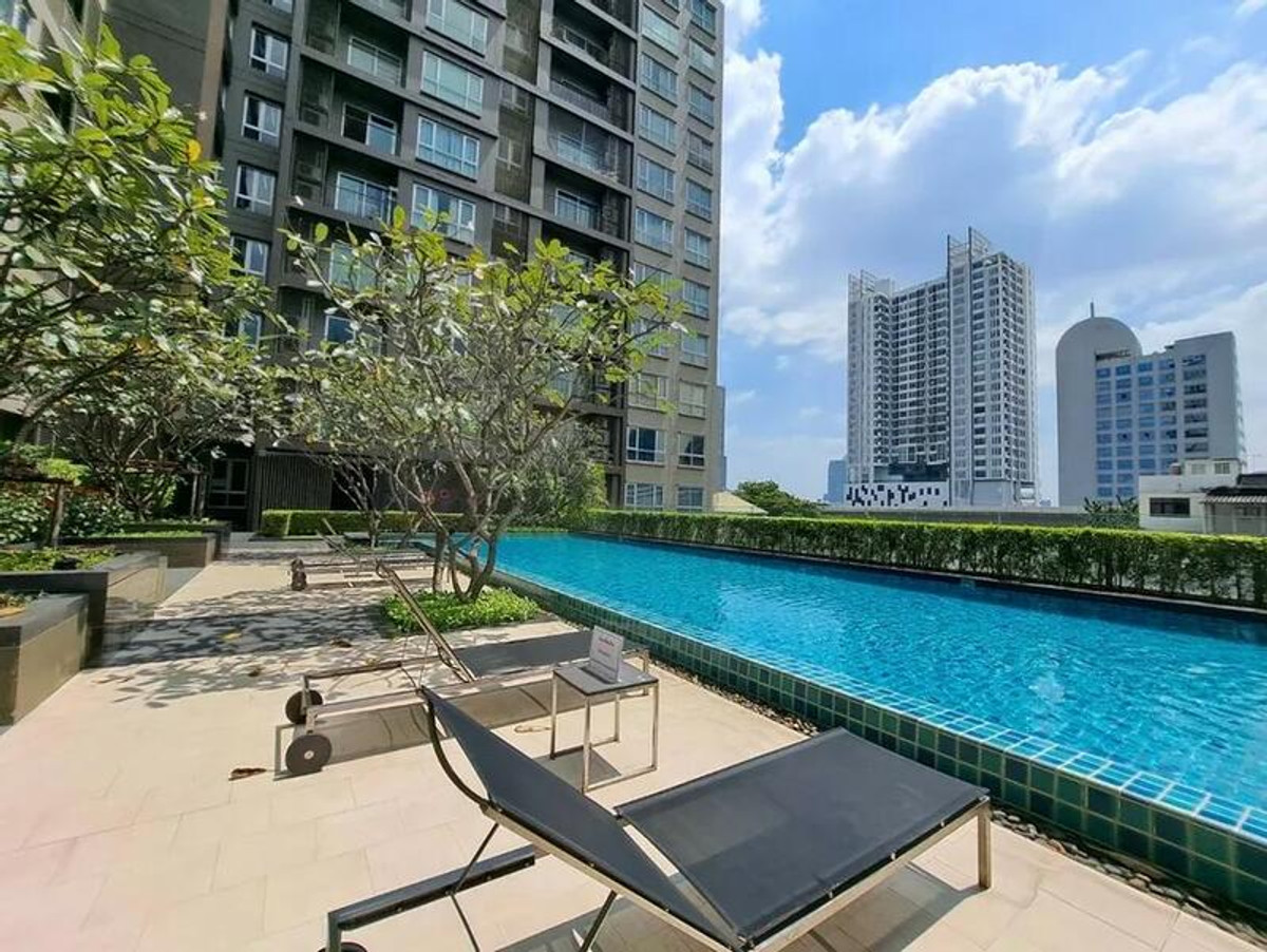 ✨ For Sale : Hive Taksin ✨ 💰 Only 3,800,000 THB ✨ For Sale : Hive Taksin ✨ 💰 Only 3,800,000 THB