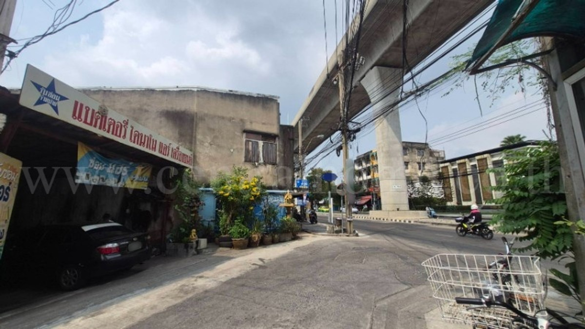 อาคารพาณิชย์ ติดถนน กรุงเทพ - นนทบุรี ทำเลดี ใกล้ MRT แยกติวานนท์ ราคาถูกมาก – รูปที่ 4