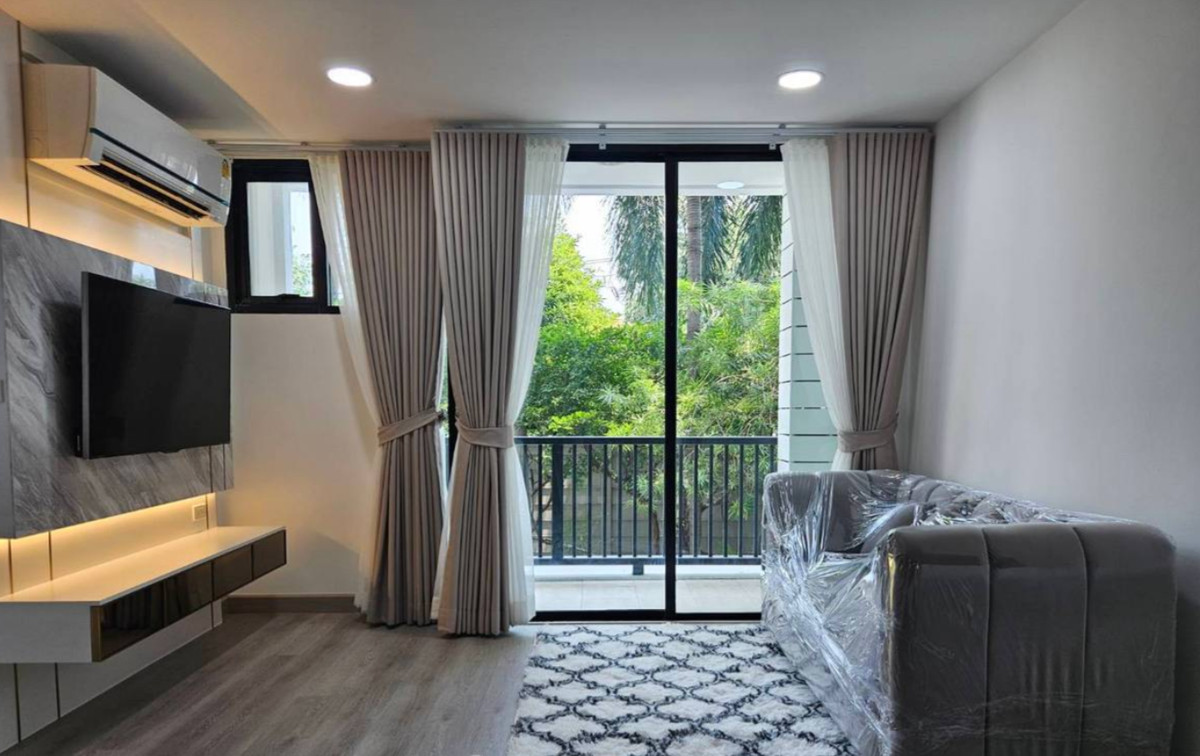 ขายคอนโด low rise ใจกลางเมือง ใกล้บีทีเอสเอกมัย รีโนเวทใหม่สวยๆ ราคาดีมาก สภาพดีสุดๆ ขายคอนโด low rise ใจกลางเมือง ใกล้บีทีเอสเอกมัย รีโนเวทใหม่สวยๆ ราคาดีมาก สภาพดีสุดๆ