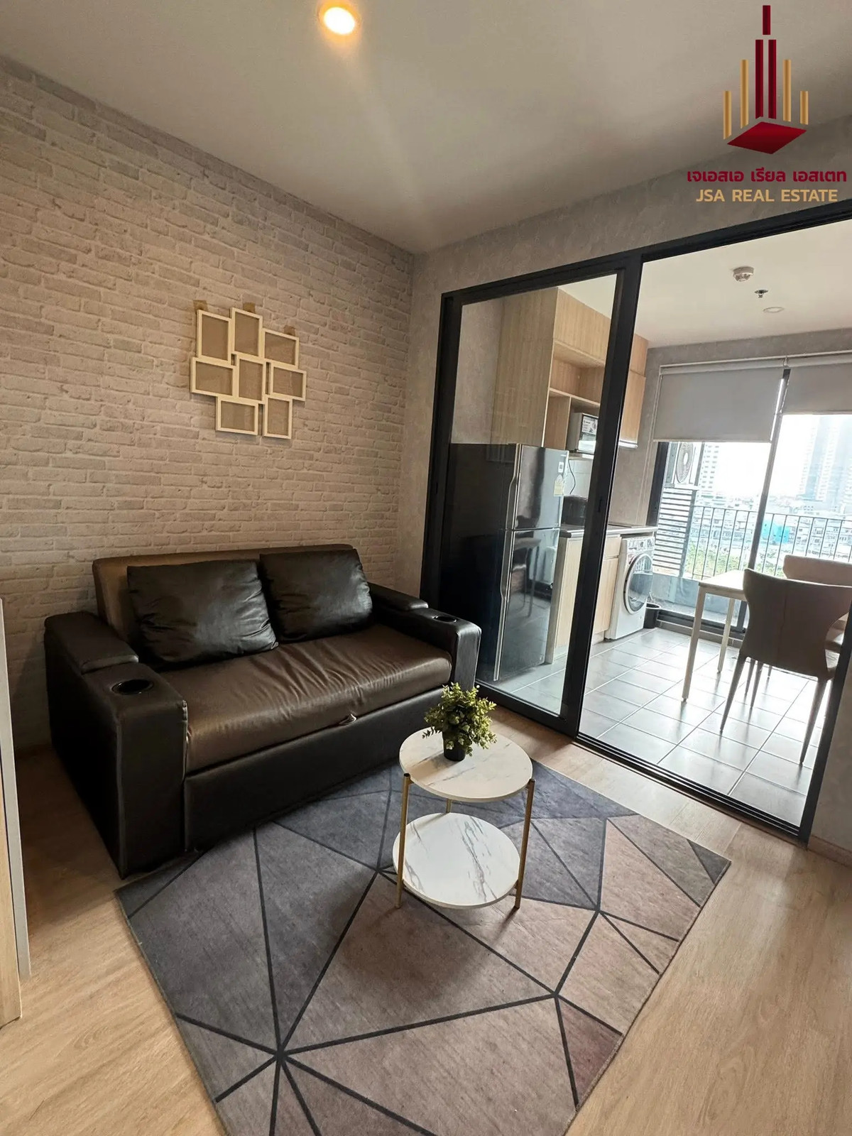 Ideo O2 - near BTS Bangna, only 200-300 meters.