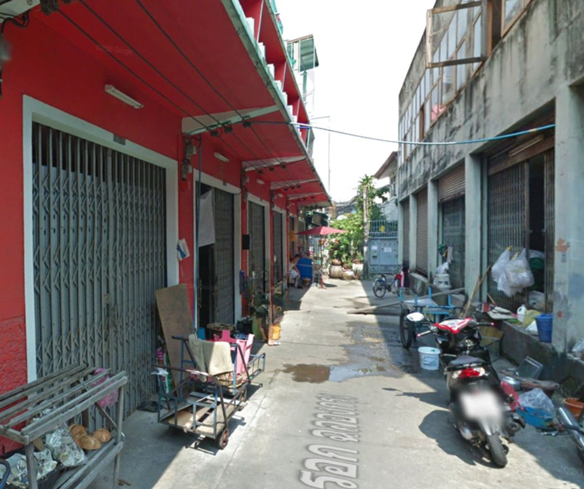ขายตึกแถว 2 ชั้น ยกแปลง 7 ห้อง ทำเลใจกลางเมืองหัวลำโพง ใกล้สถานีรถไฟและ MRT เดินทางสะดวก เชื่อมถนนหลักหลายสาย ใกล้เยาวราชและวงเวียนโอเดียน เหมาะสำหรับนักลงทุนและผู้มองหาทรัพย์ทำเลศักยภาพสูง ขายตึกแถว 2 ชั้น ยกแปลง 7 ห้อง ทำเลใจกลางเมืองหัวลำโพง ใกล้สถานีรถไฟและ MRT เดินทางสะดวก เชื่อมถนนหลักหลายสาย ใกล้เยาวราชและวงเวียนโอเดียน เหมาะสำหรับนักลงทุนและผู้มองหาทรัพย์ทำเลศักยภาพสูง