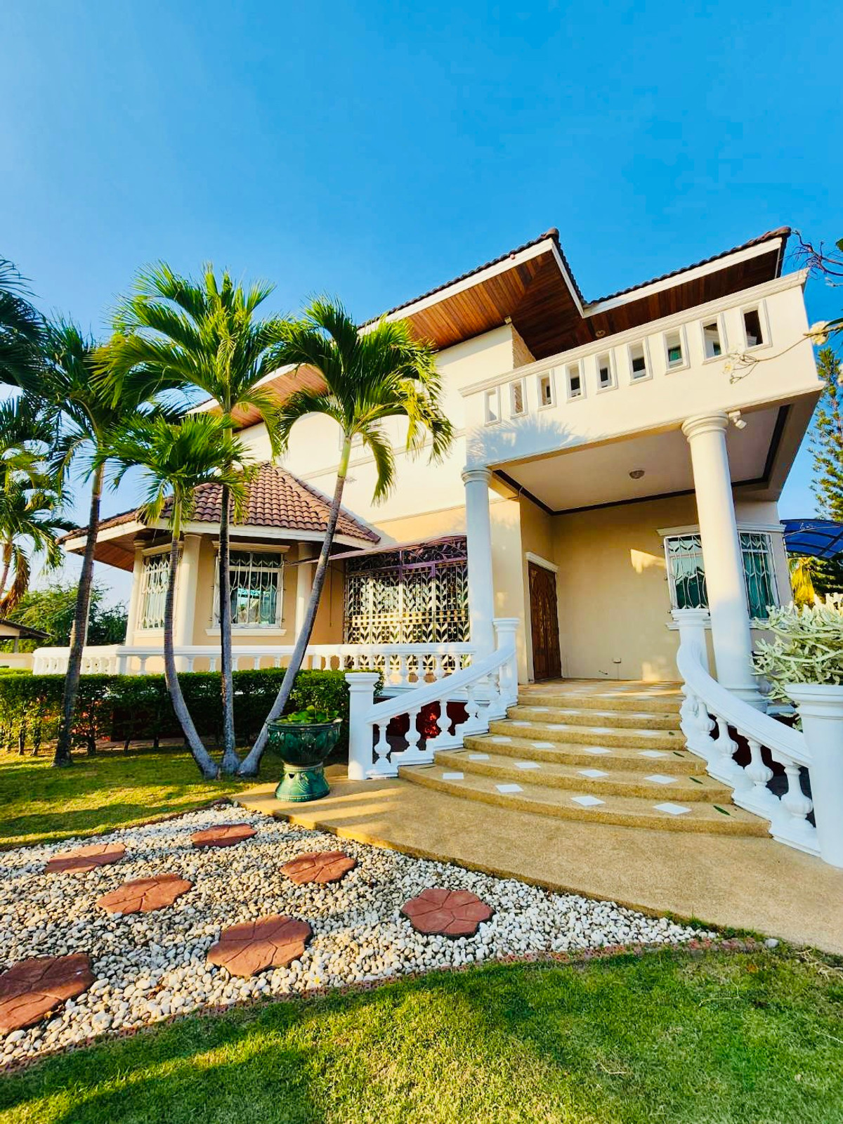 ✨ ขายด่วน คฤหาสน์หรู 2 นาทีถึงหาดชะอำ บนที่ดิน 1 ไร่ 55 ตรว 🏡💖 – รูปที่ 4